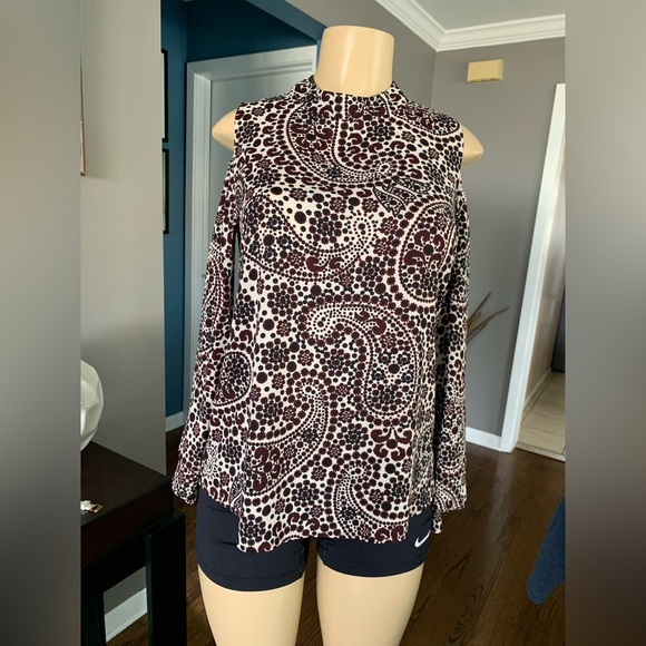 Veronica M burgundy white and black cold shoulder blouse size S - Picture 1 of 9